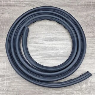 Ущільнювач для дверей Skoda Octavia Tour 1996-2010, Резинка на двері Шкода Октавія Тур