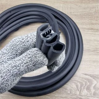 Ущільнювач для дверей Skoda Octavia Tour 1996-2010, Резинка на двері Шкода Октавія Тур